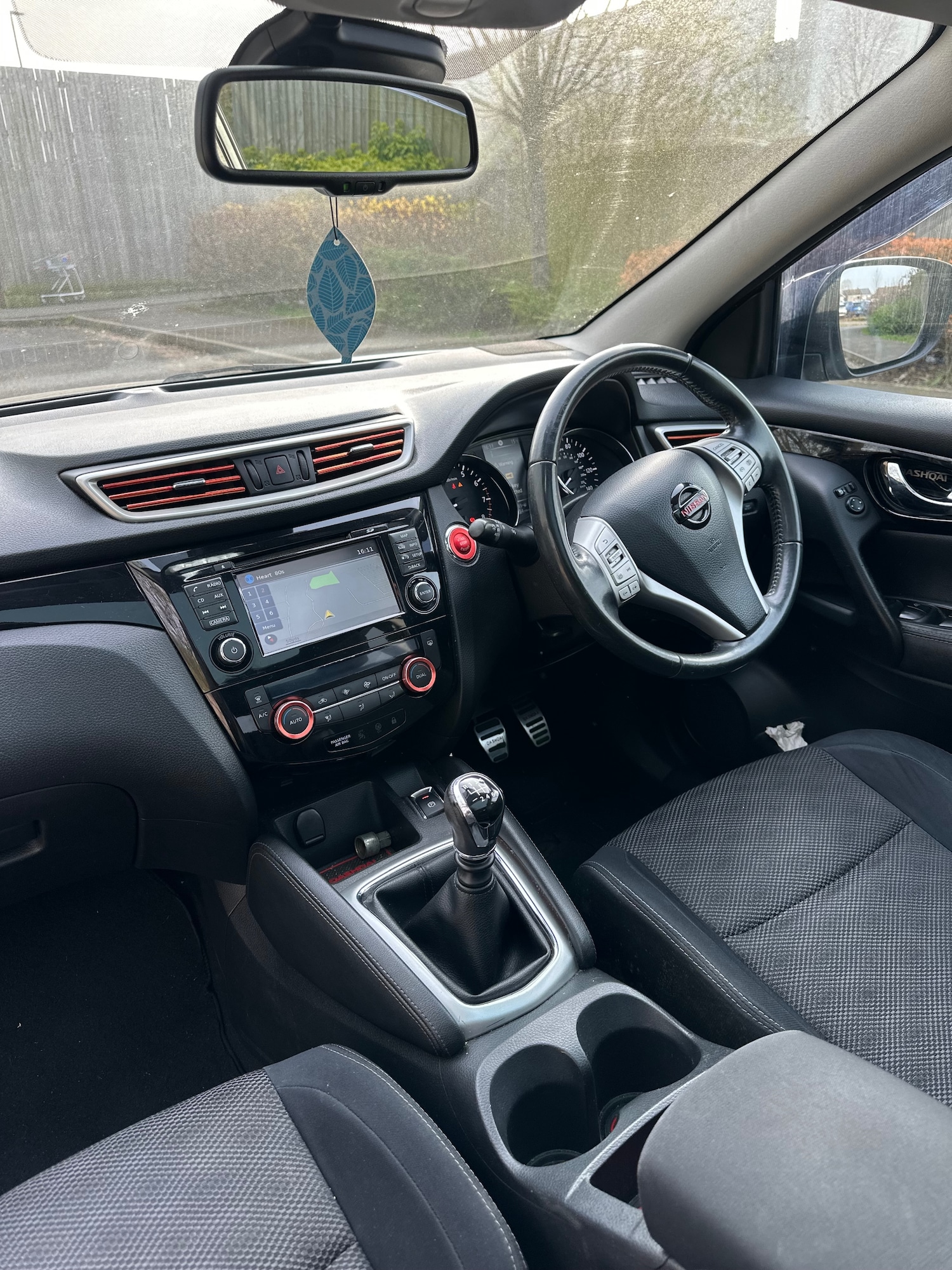 Used Nissan Qashqai 2015 for sale - 77965452: Photo 14