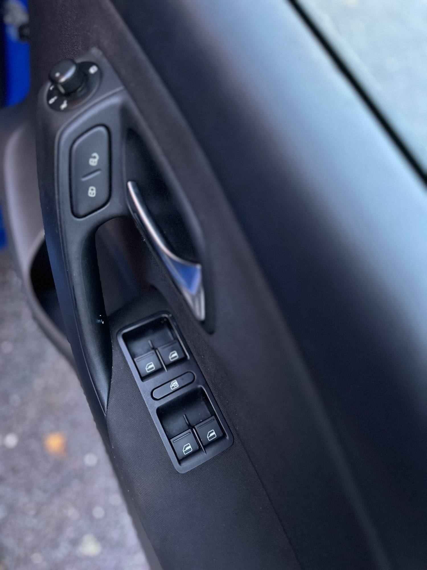 Used Volkswagen Polo 2011 for sale - 76877990: Photo 10