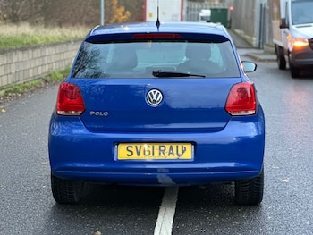 Used Volkswagen Polo 2011 for sale - 76877990: Photo