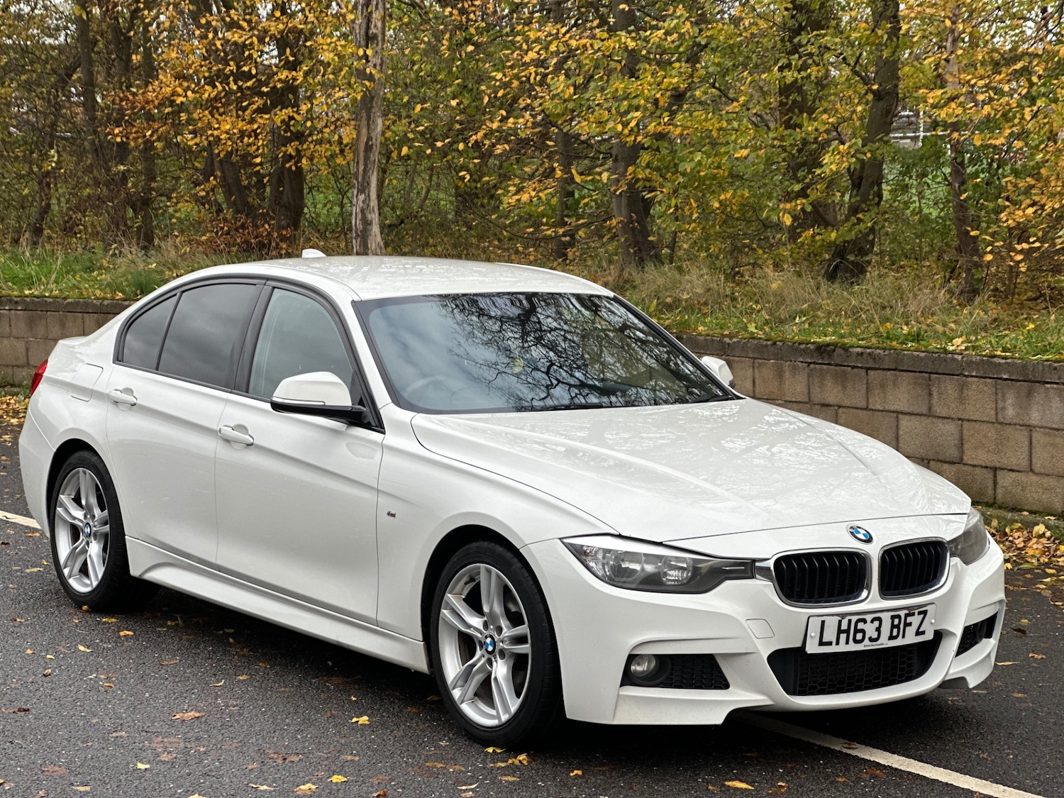 Used BMW 3 Series 2013 for sale - 76542926: Photo 2