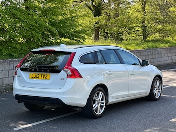 Used Volvo V60 2013 for sale - 78353114: Photo