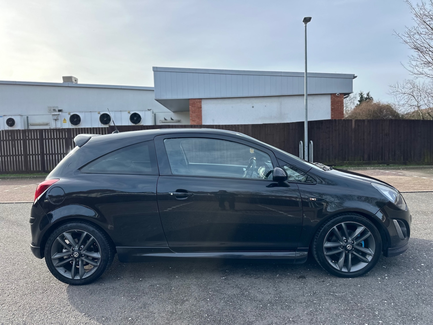 Used Vauxhall Corsa 2013 for sale - 77578563: Photo 2