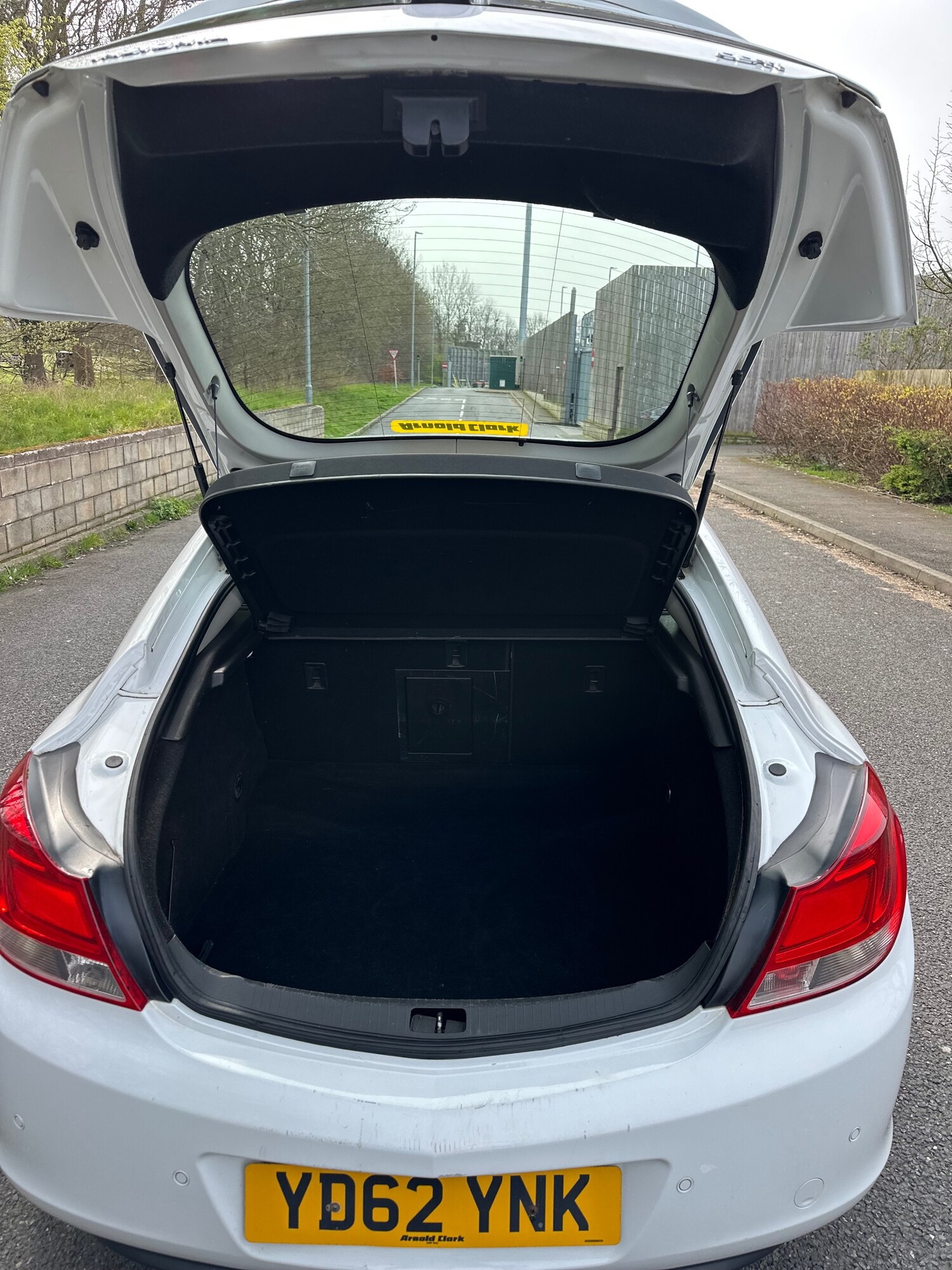 Used Vauxhall Insignia 2012 for sale - 77980230: Photo 10