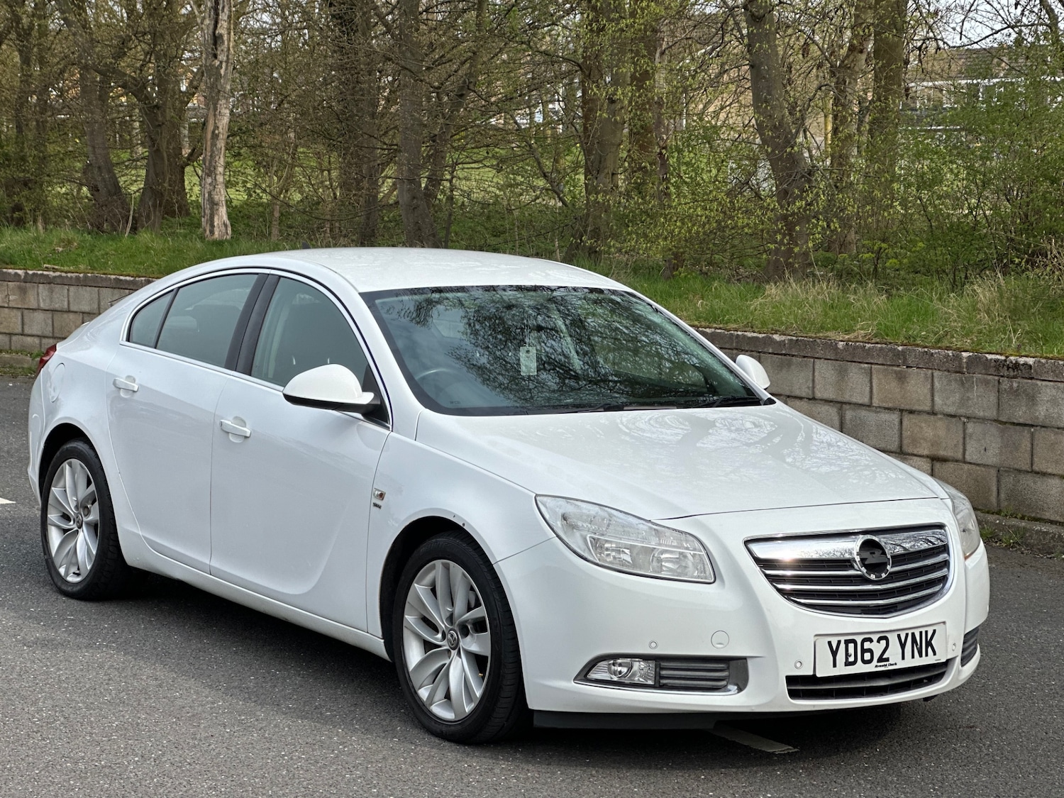 Used Vauxhall Insignia 2012 for sale - 77980230: Photo 2