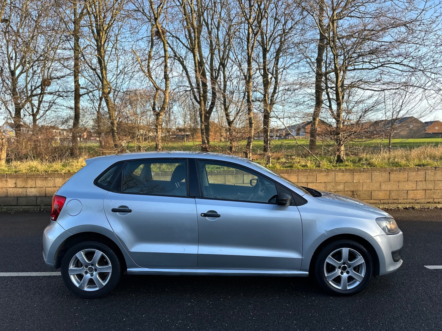 Used Volkswagen Polo 2013 for sale - 77160137: Photo 2