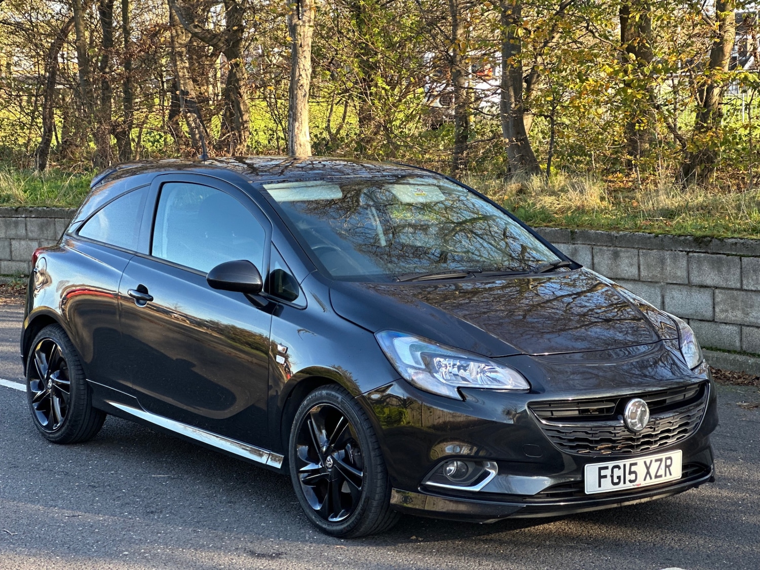 Used Vauxhall Corsa 2015 for sale - 76650323: Photo 1