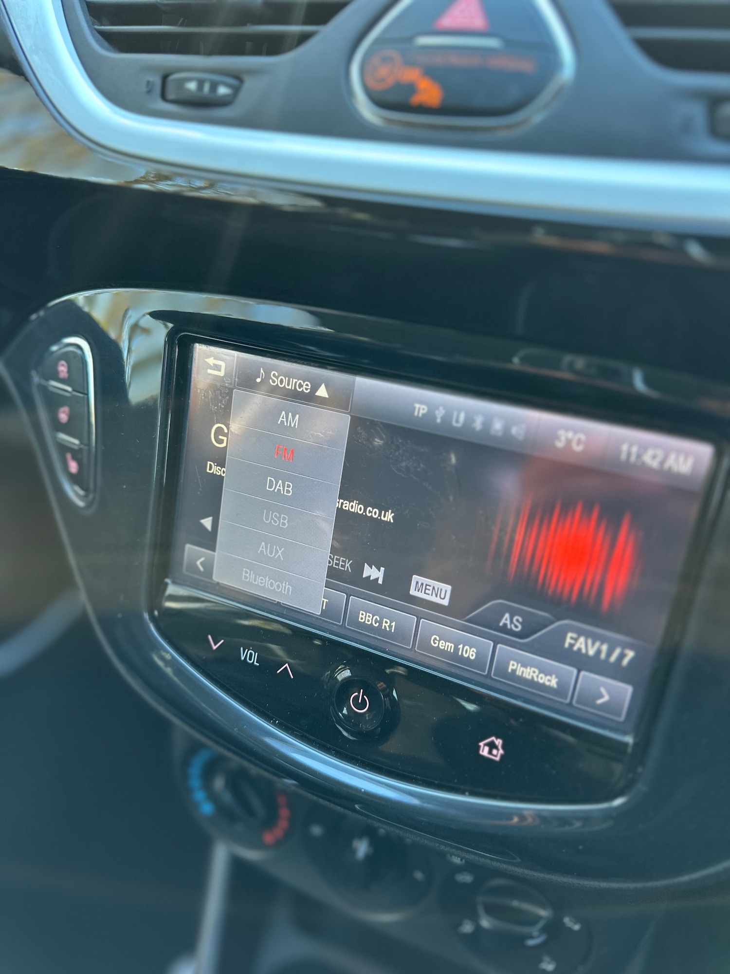 Used Vauxhall Corsa 2015 for sale - 76650323: Photo 17