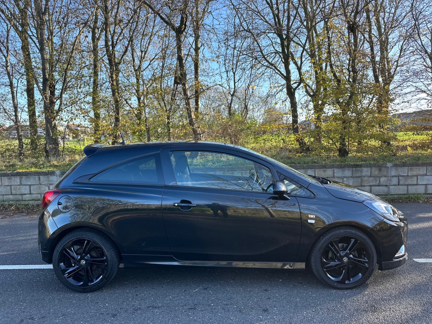 Used Vauxhall Corsa 2015 for sale - 76650323: Photo 3