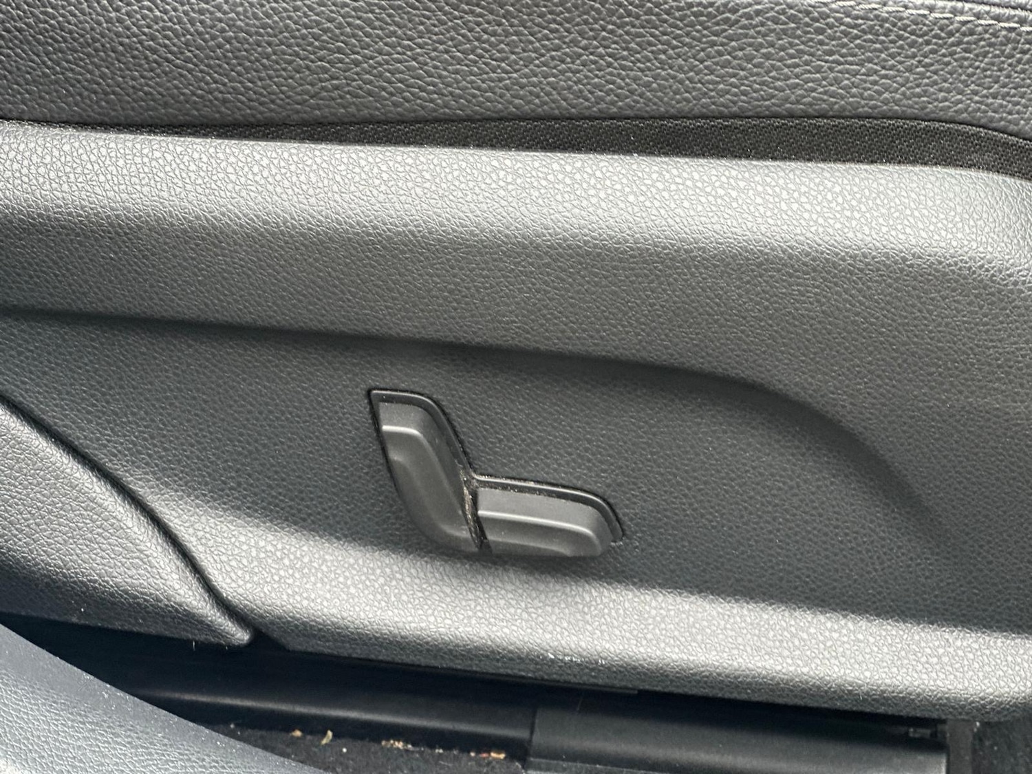 Used Mercedes-Benz C Class 2014 for sale - 76324973: Photo 10