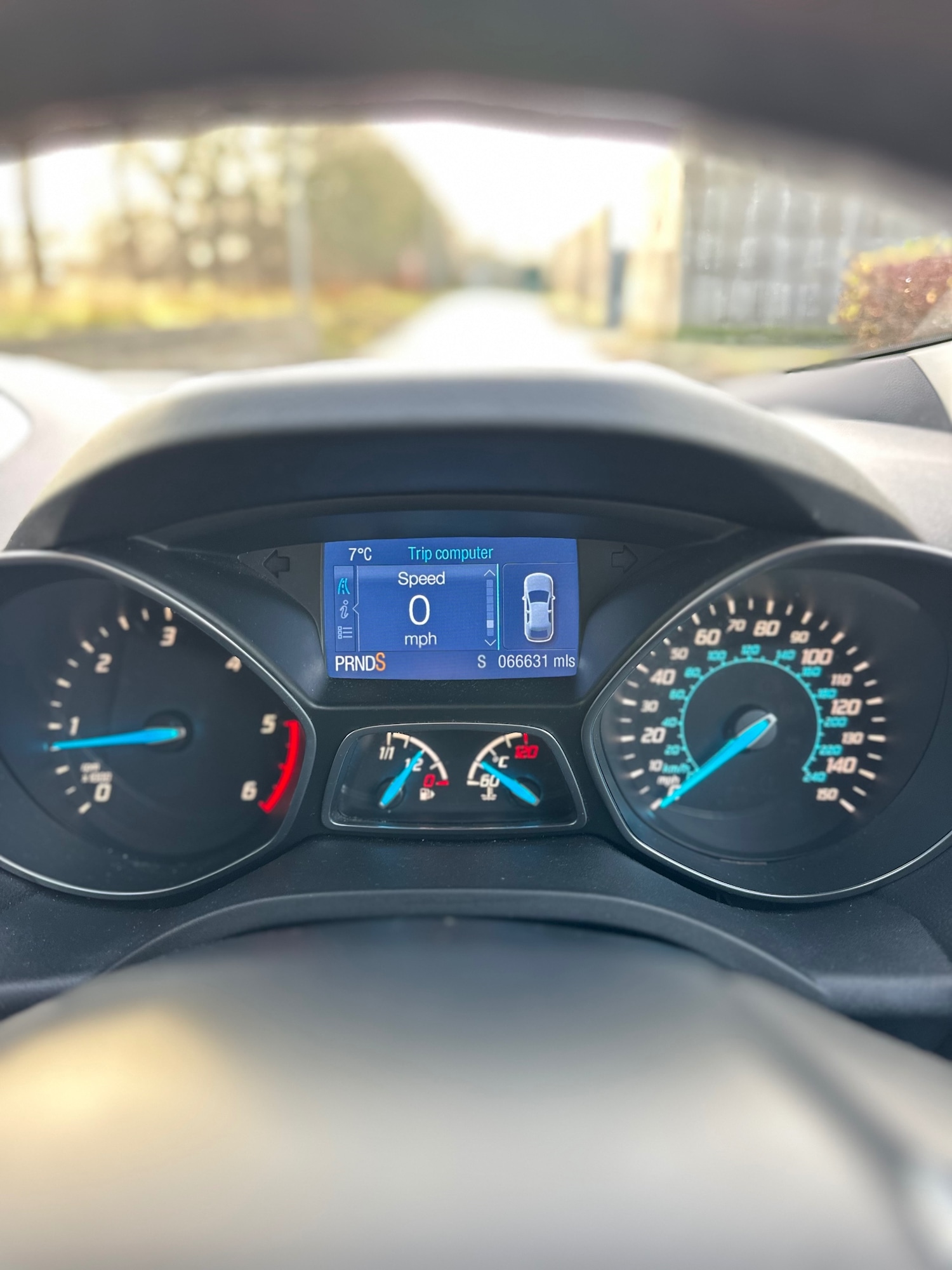 Used Ford Kuga 2014 for sale - 76931667: Photo 21