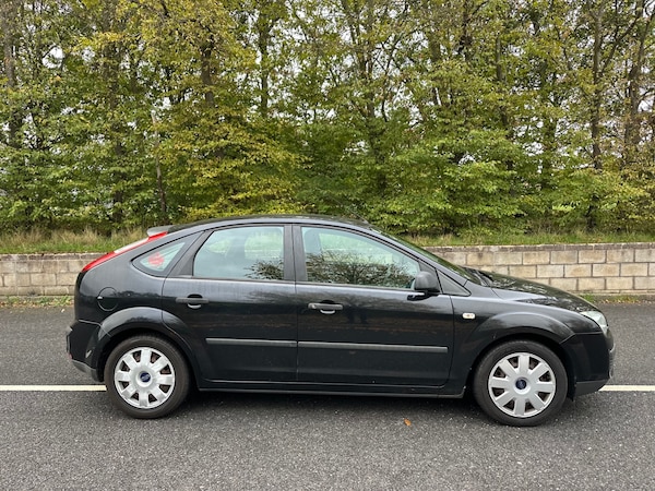 Used Ford Focus 2006 for sale - 76257727: Photo 2