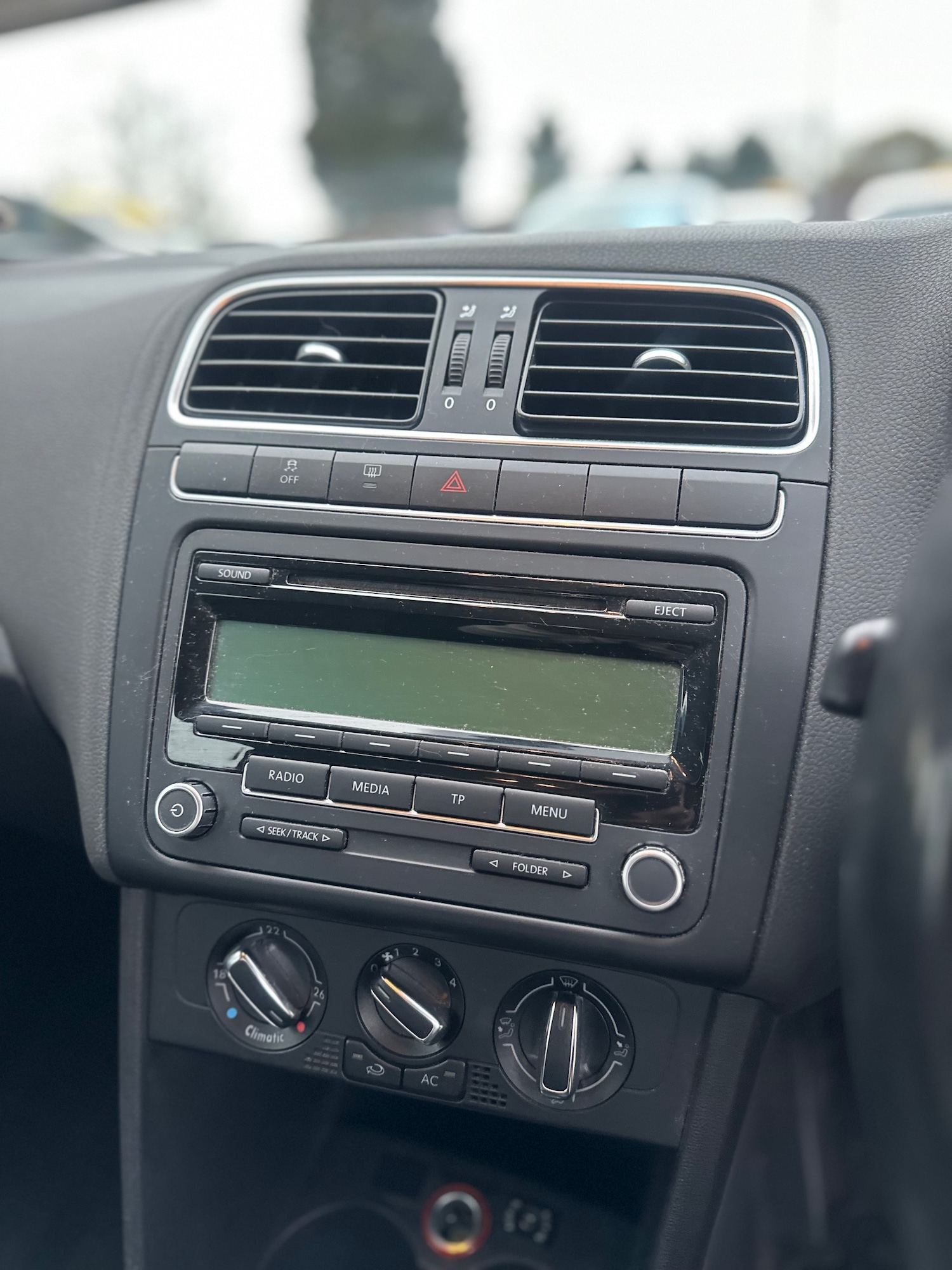 Used Volkswagen Polo 2011 for sale - 77997567: Photo 12