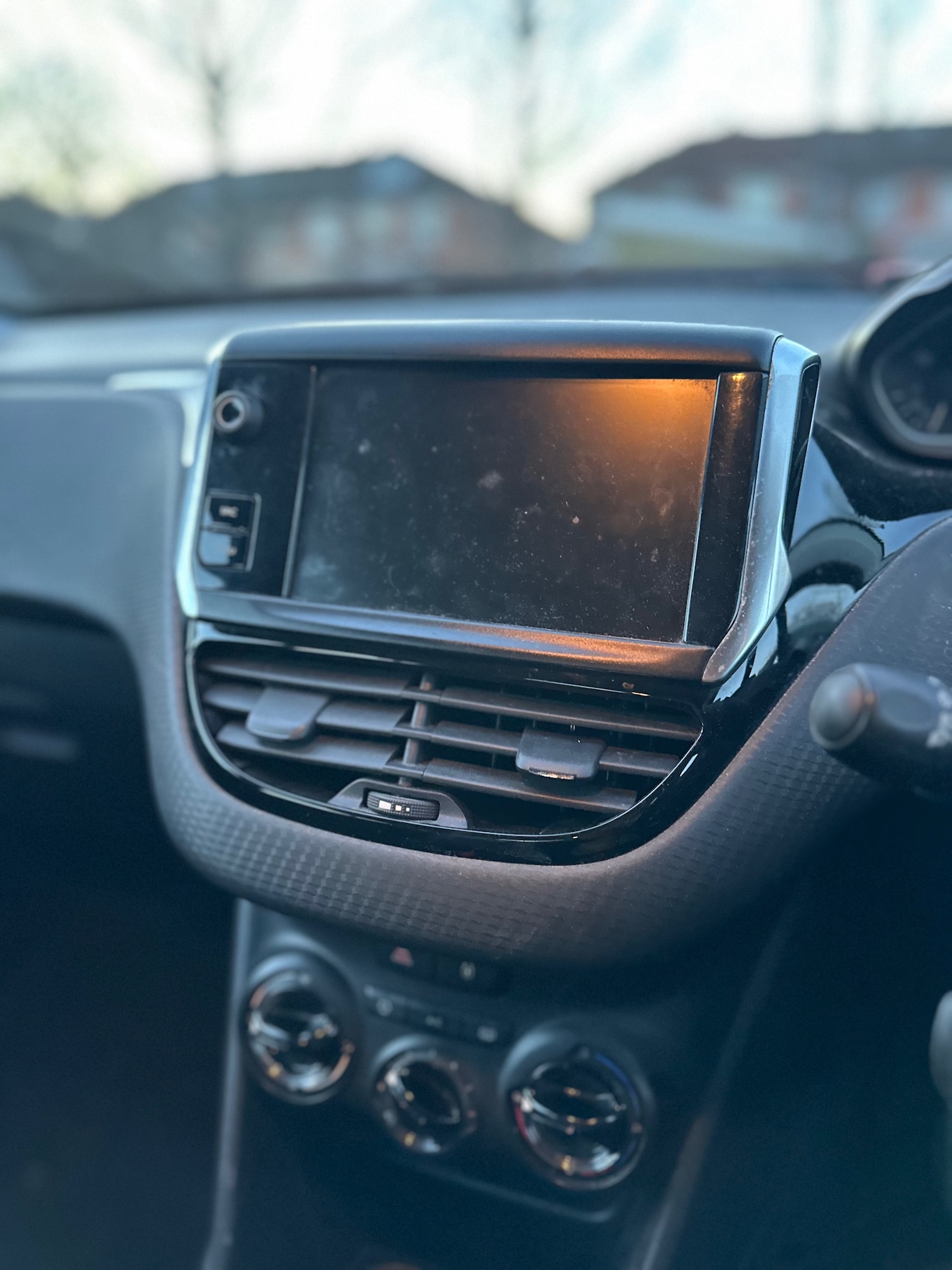 Used Peugeot 2008 2017 for sale - 77225409: Photo 10