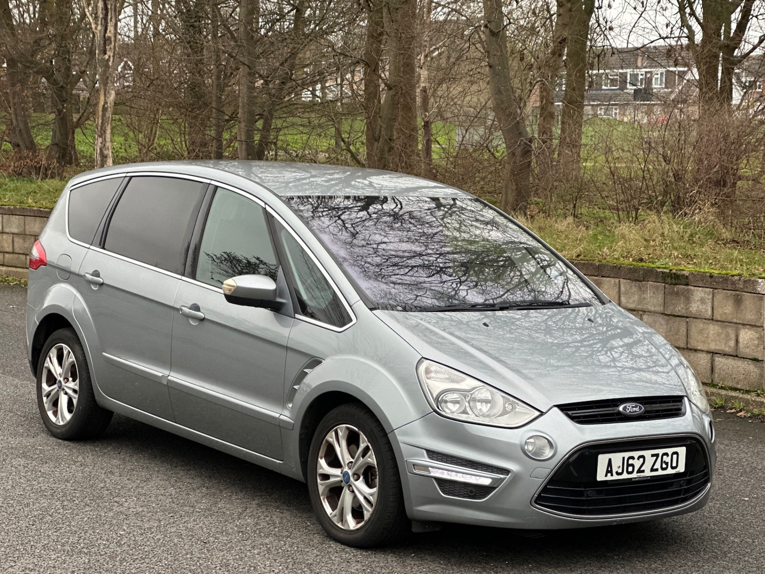 Used Ford S-Max 2013 for sale - 77417447: Photo 2