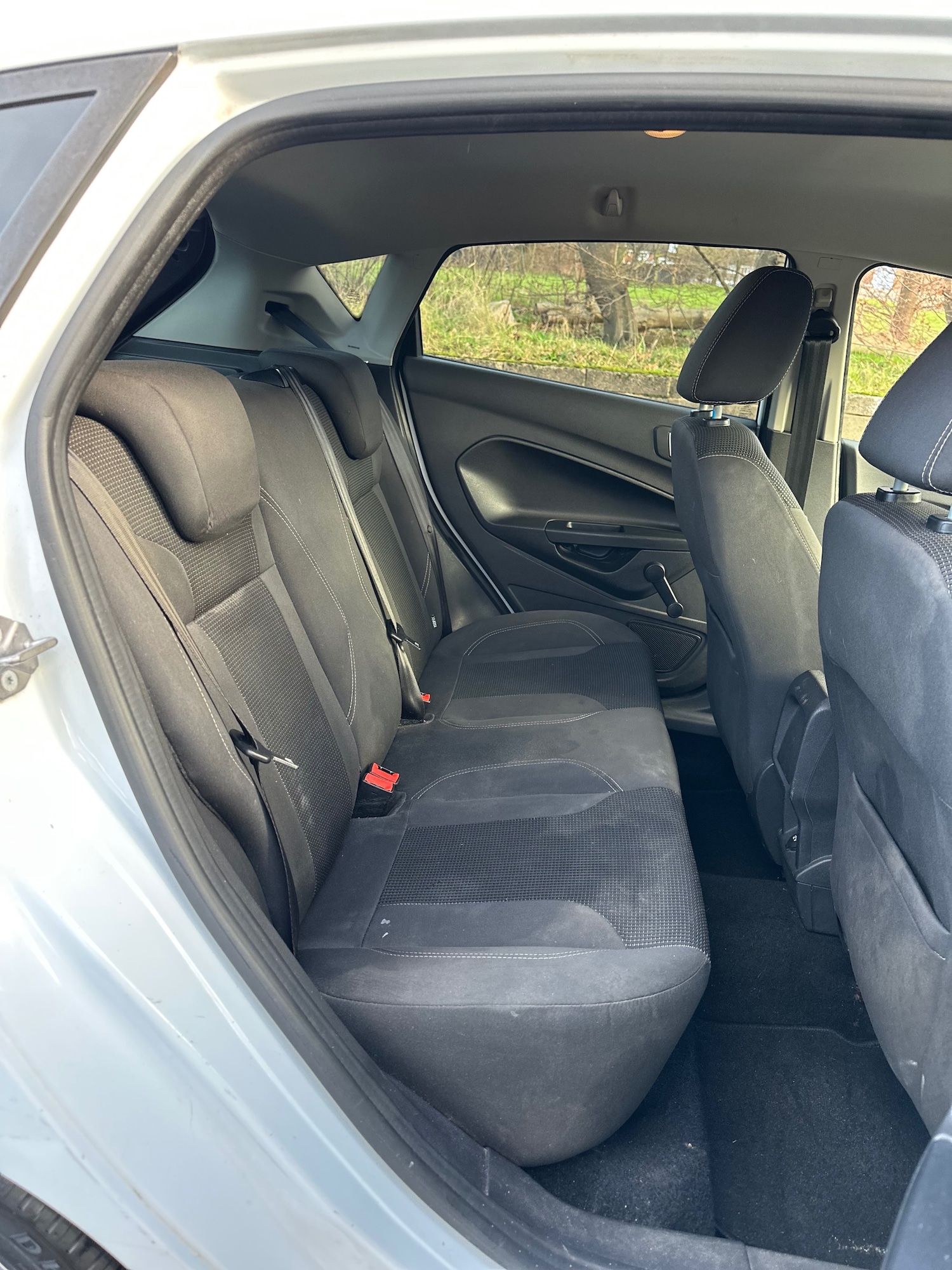 Used Ford Fiesta 2015 for sale - 77168760: Photo 8