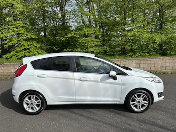 Used Ford Fiesta 2015 for sale - 78270903: Photo