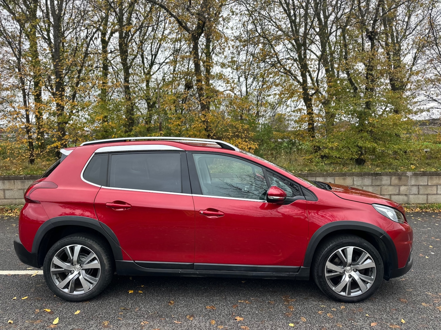 Used Peugeot 2008 2017 for sale - 76525806: Photo 3