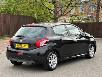 Used Peugeot 208 2013 for sale - 78335669: Photo