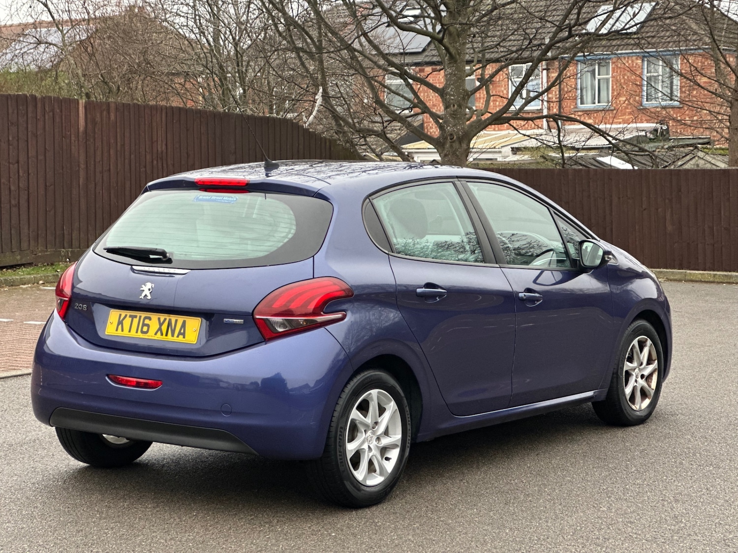 Used Peugeot 208 2016 for sale - 77137876: Photo 3