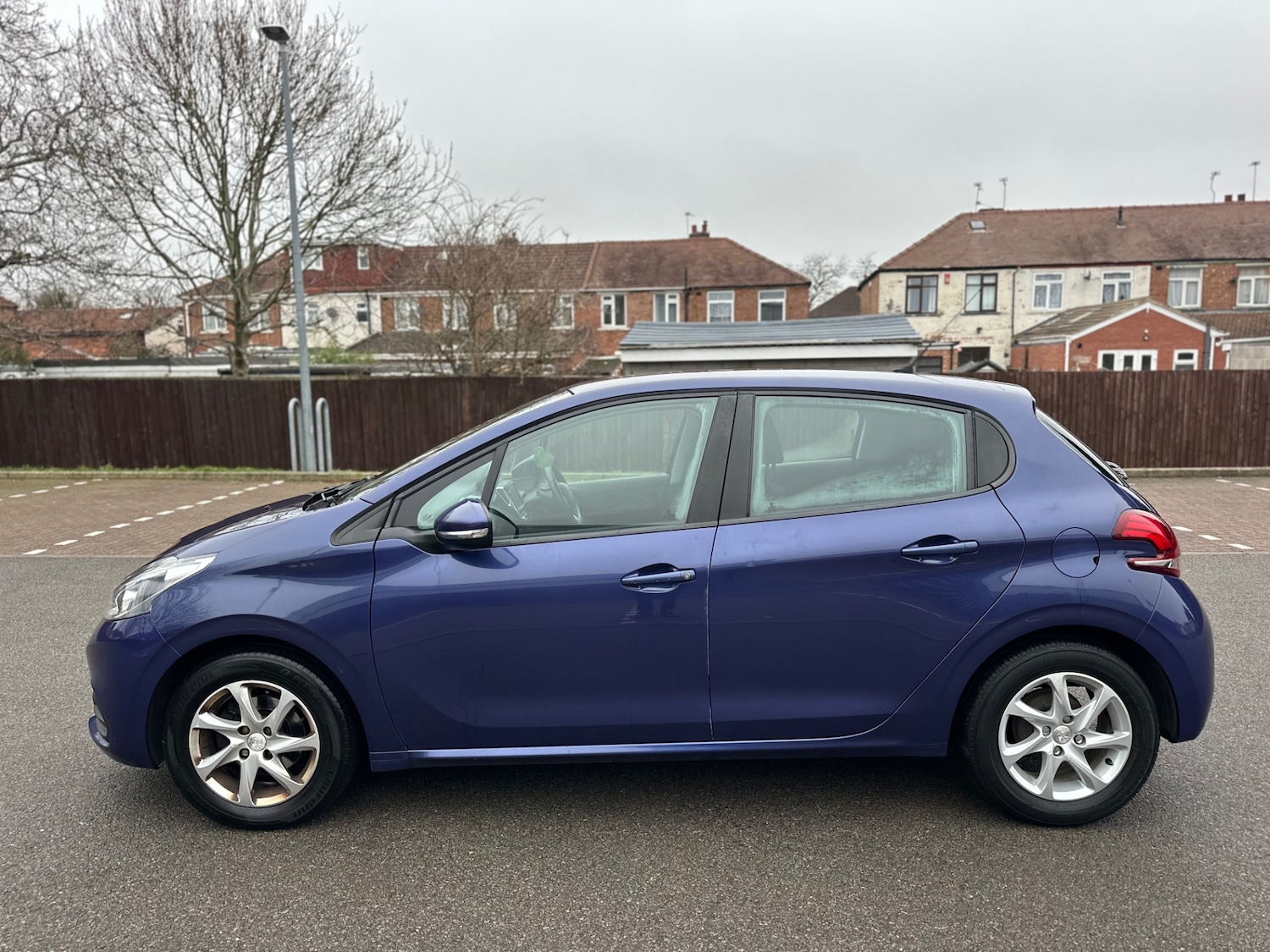 Used Peugeot 208 2016 for sale - 77137876: Photo 6