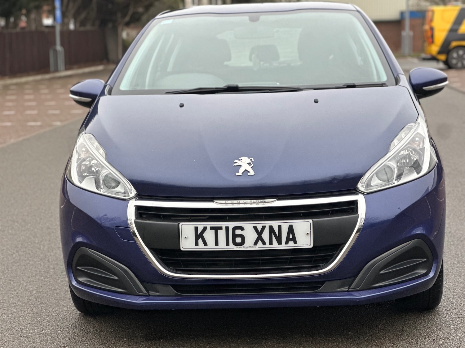 Used Peugeot 208 2016 for sale - 77137876: Photo 8