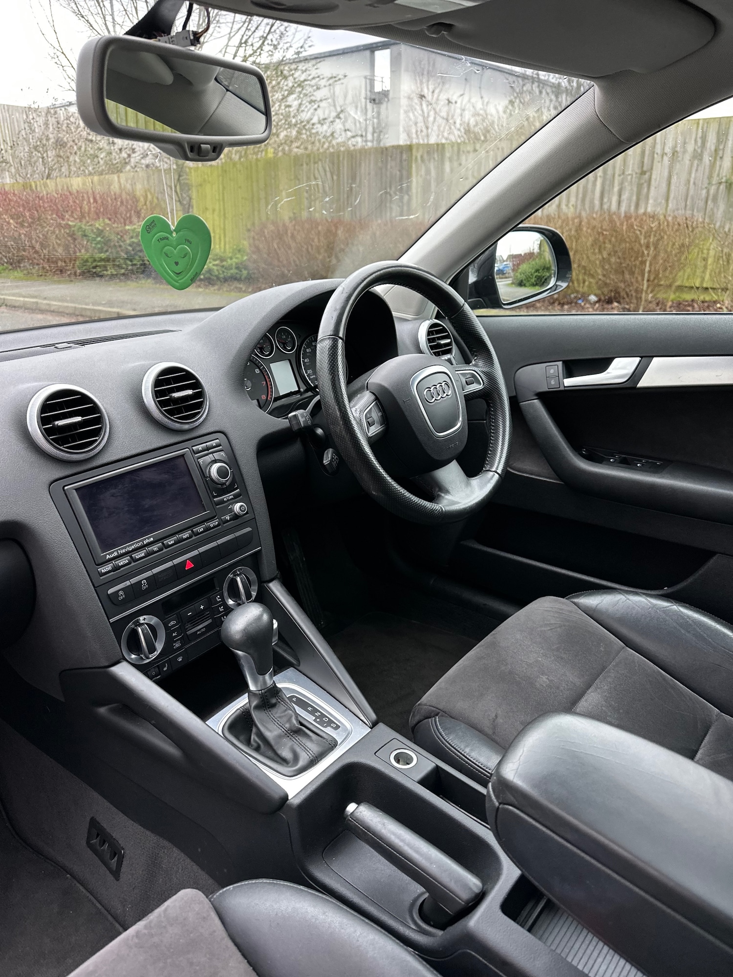 Used Audi A3 2010 for sale - 77528809: Photo 12