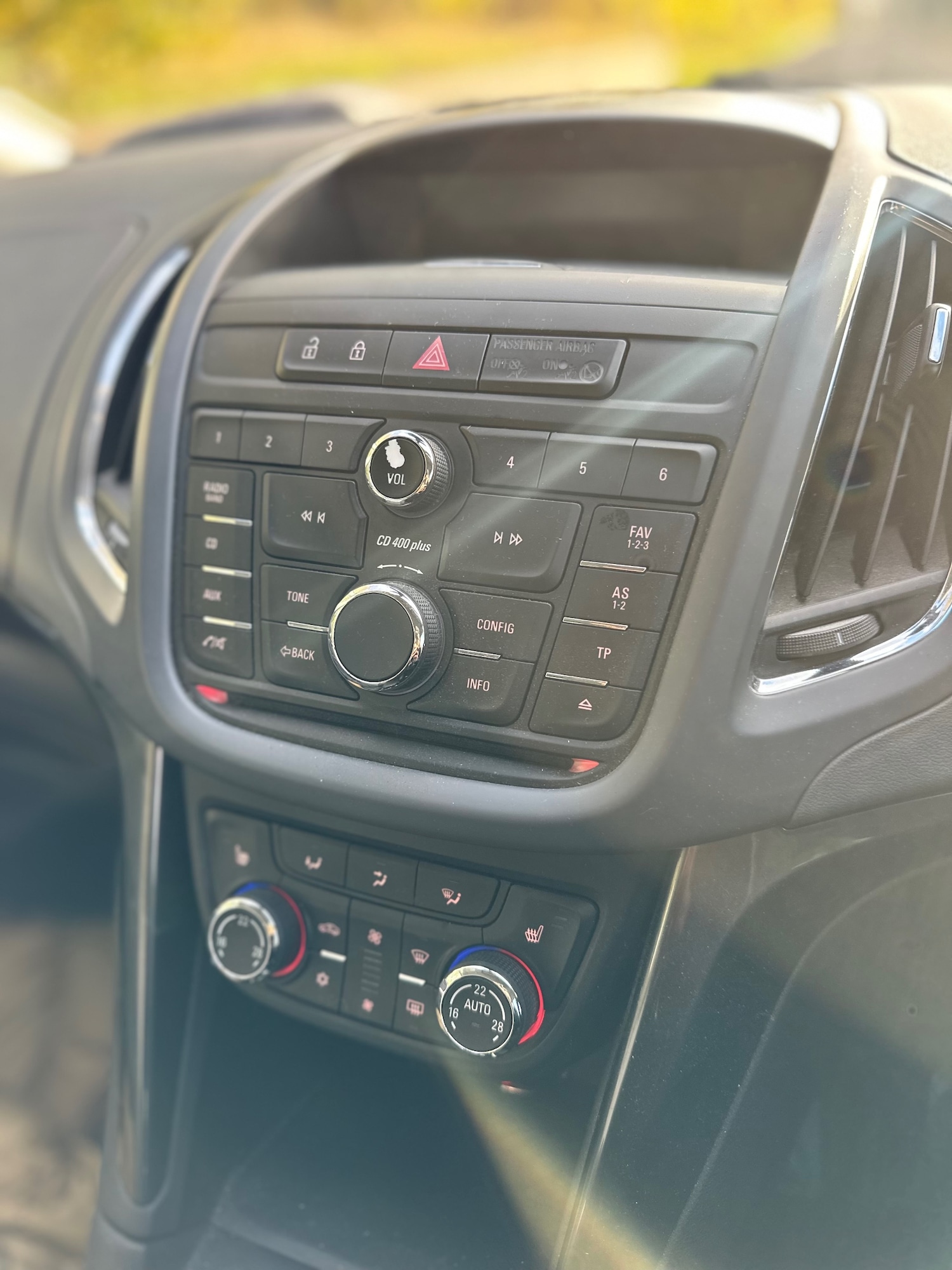 Used Vauxhall Zafira 2014 for sale - 76393394: Photo 19