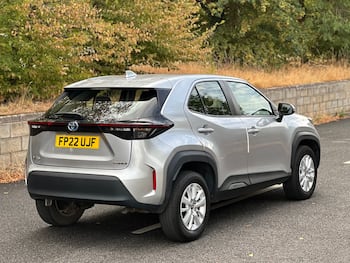 Used Toyota Yaris Cross 2022 for sale - 79580287: Photo