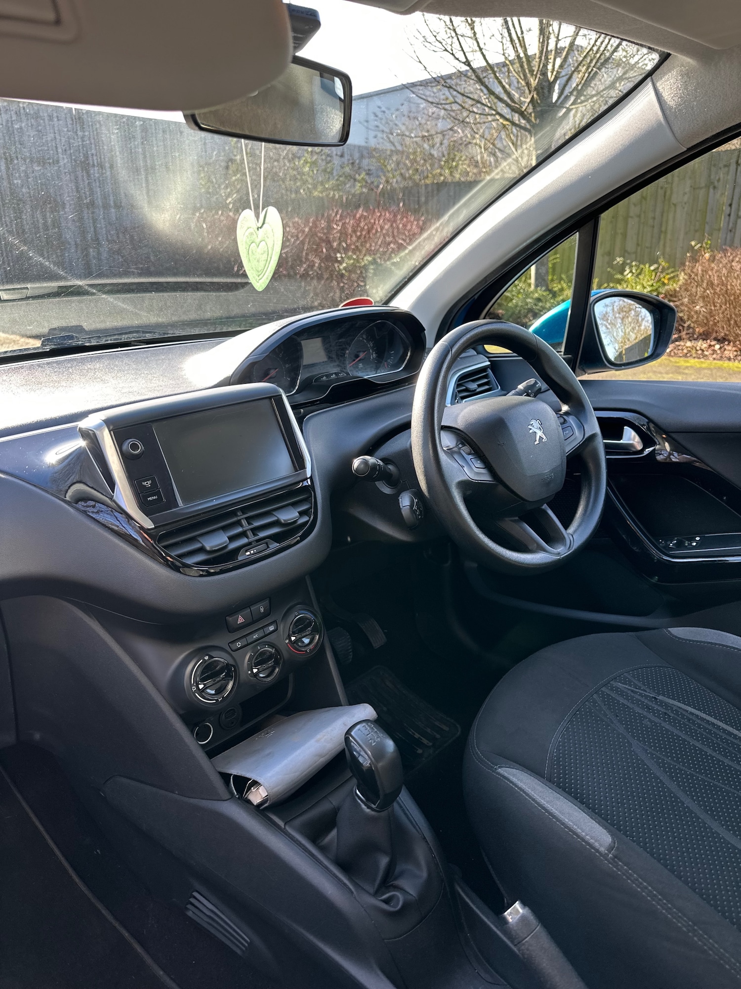 Used Peugeot 208 2013 for sale - 77555907: Photo 13