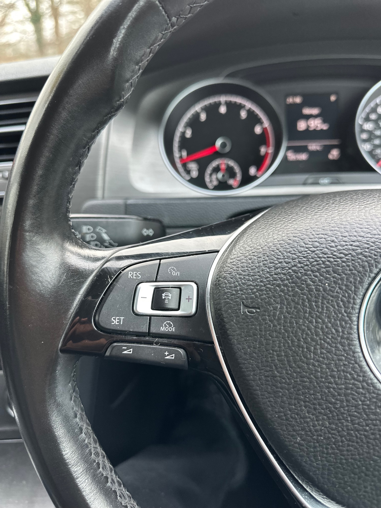 Used Volkswagen Golf 2013 for sale - 77019519: Photo 22