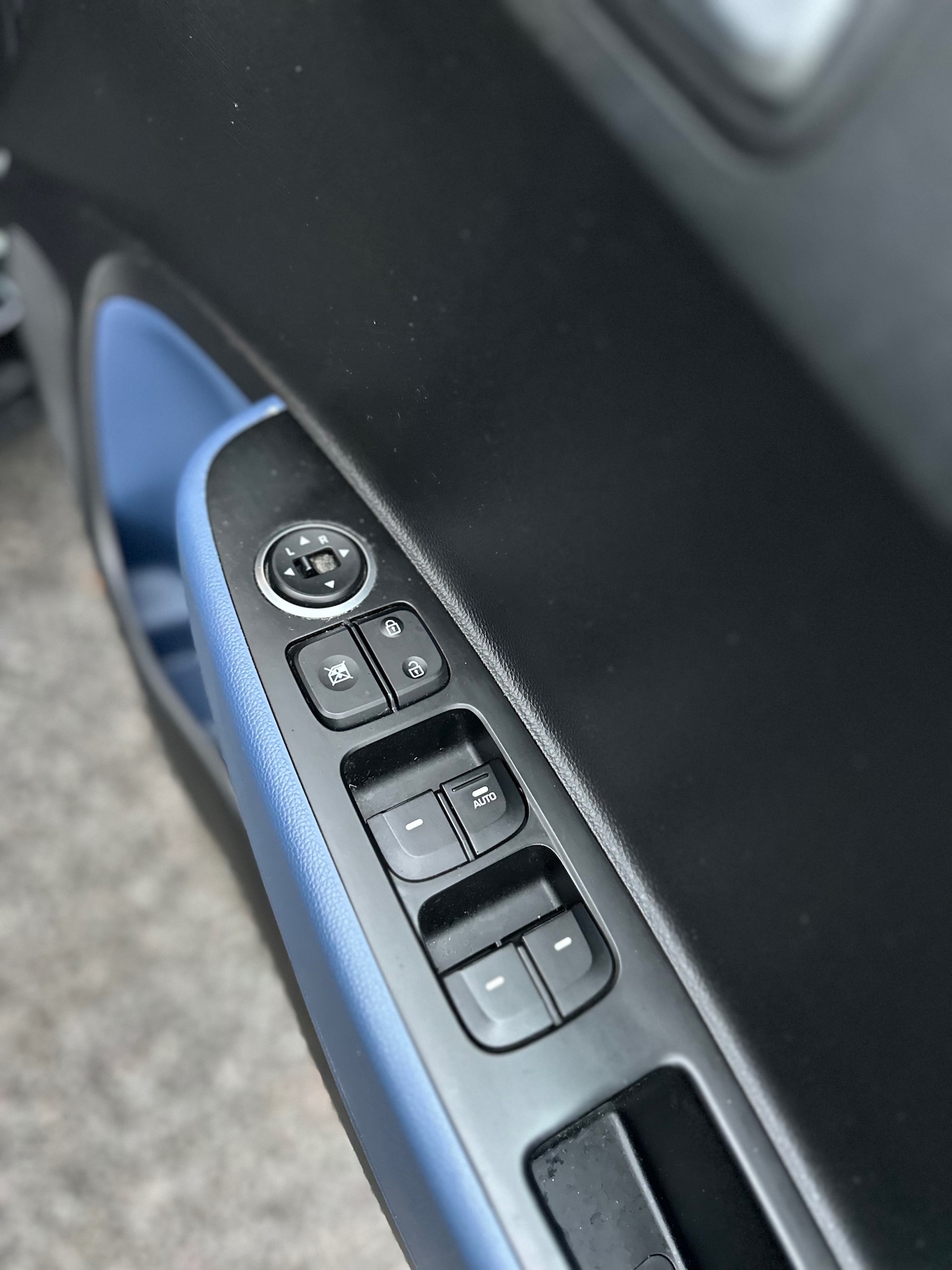 Used Hyundai i10 2015 for sale - 77036498: Photo 15