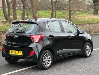 Used Hyundai i10 2015 for sale - 77036498: Photo