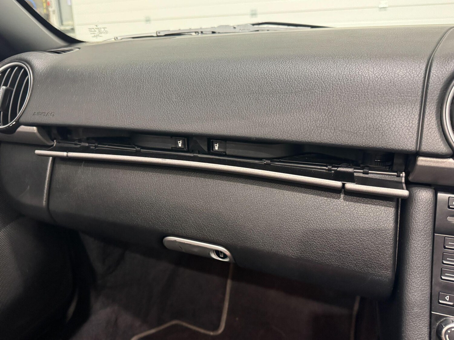 Used Porsche Boxster 2011 for sale - 76522154: Photo 43