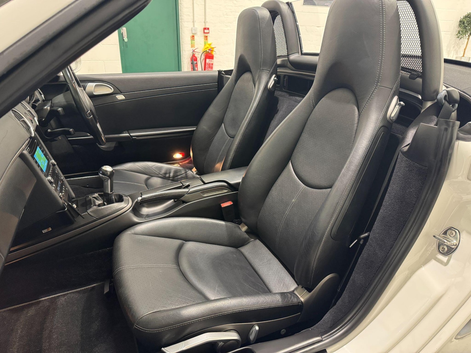 Used Porsche Boxster 2011 for sale - 76522154: Photo 50