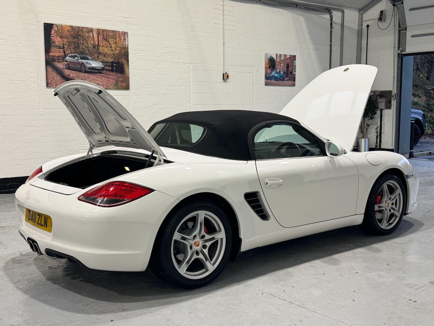 Used Porsche Boxster 2011 for sale - 76522154: Photo 60
