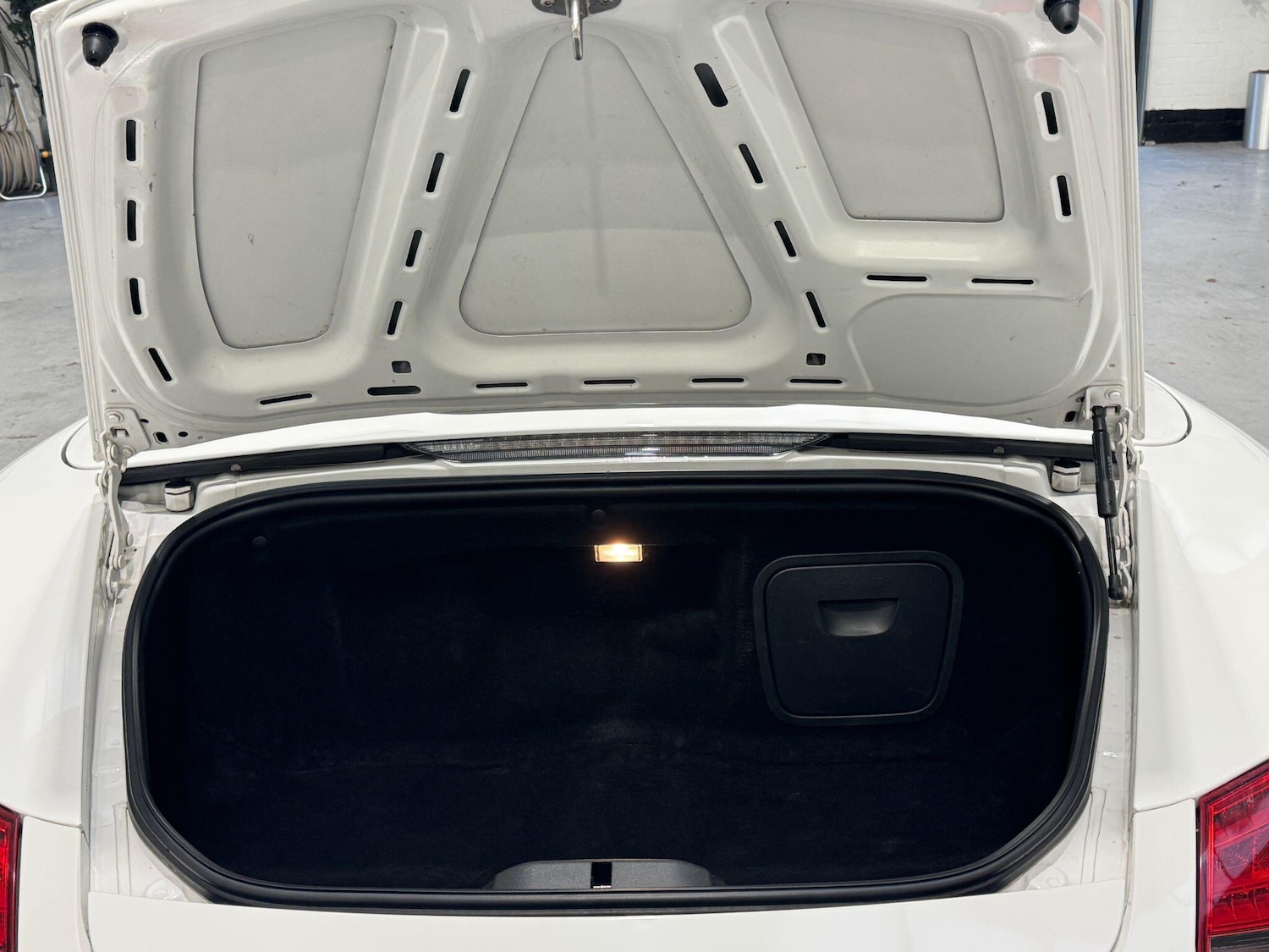 Used Porsche Boxster 2011 for sale - 76522154: Photo 61