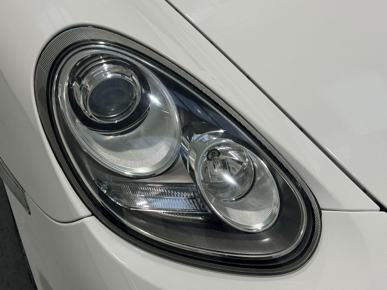 Used Porsche Boxster 2011 for sale - 76522154: Photo 71