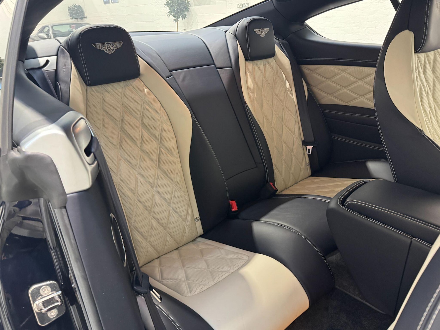 Used Bentley Continental 2015 for sale - 76512858: Photo 19