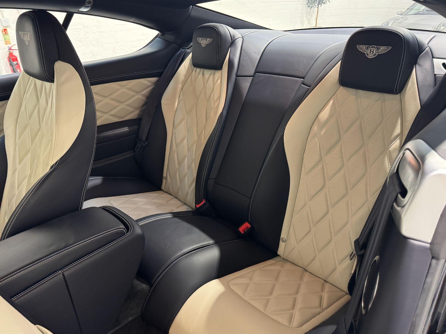 Used Bentley Continental 2015 for sale - 76512858: Photo 56