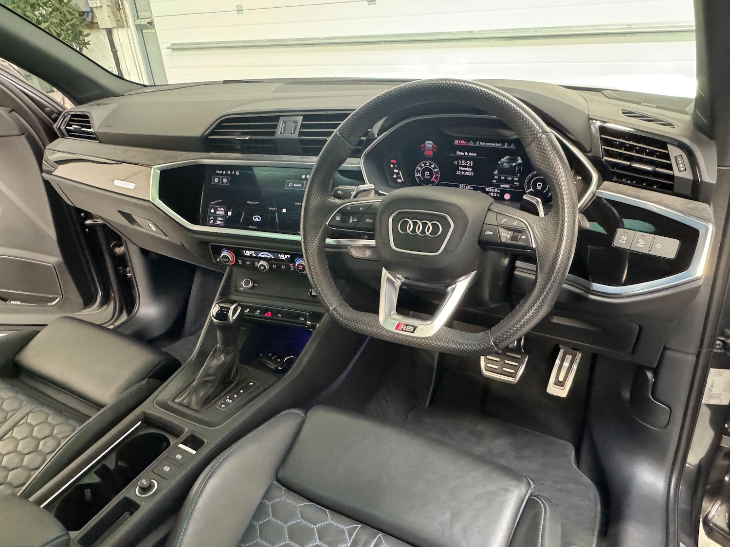 Used Audi RS Q3 2022 for sale - 76032479: Photo 16