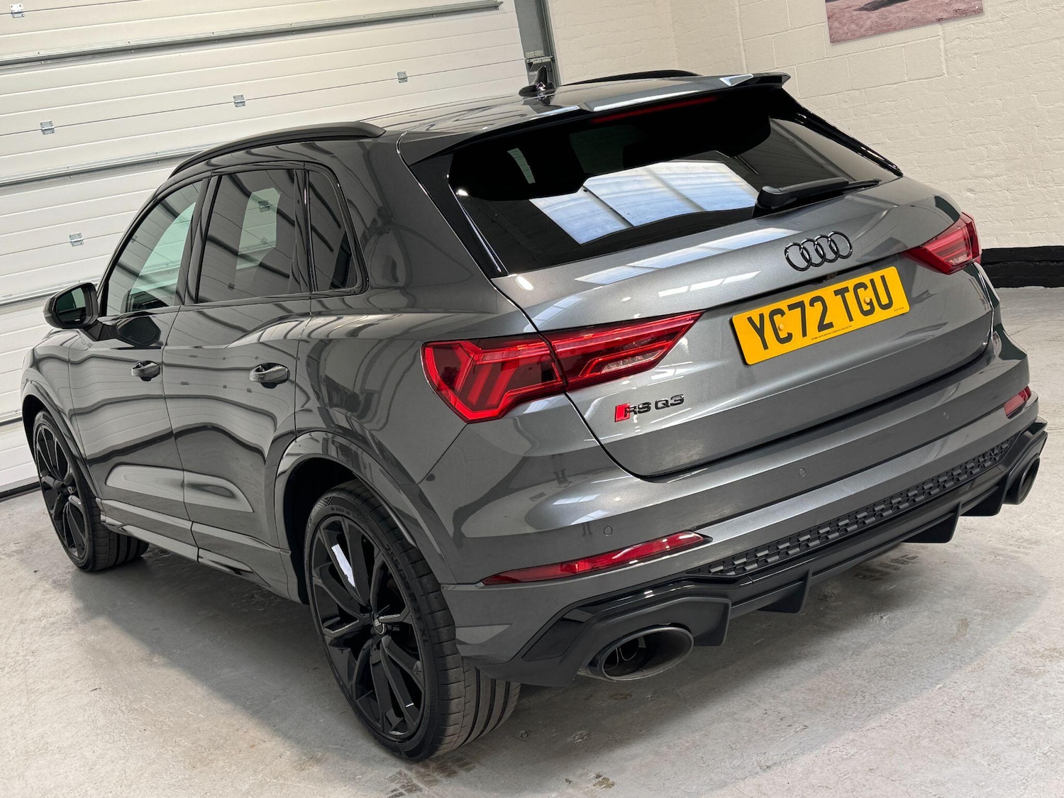 Used Audi RS Q3 2022 for sale - 76032479: Photo 33