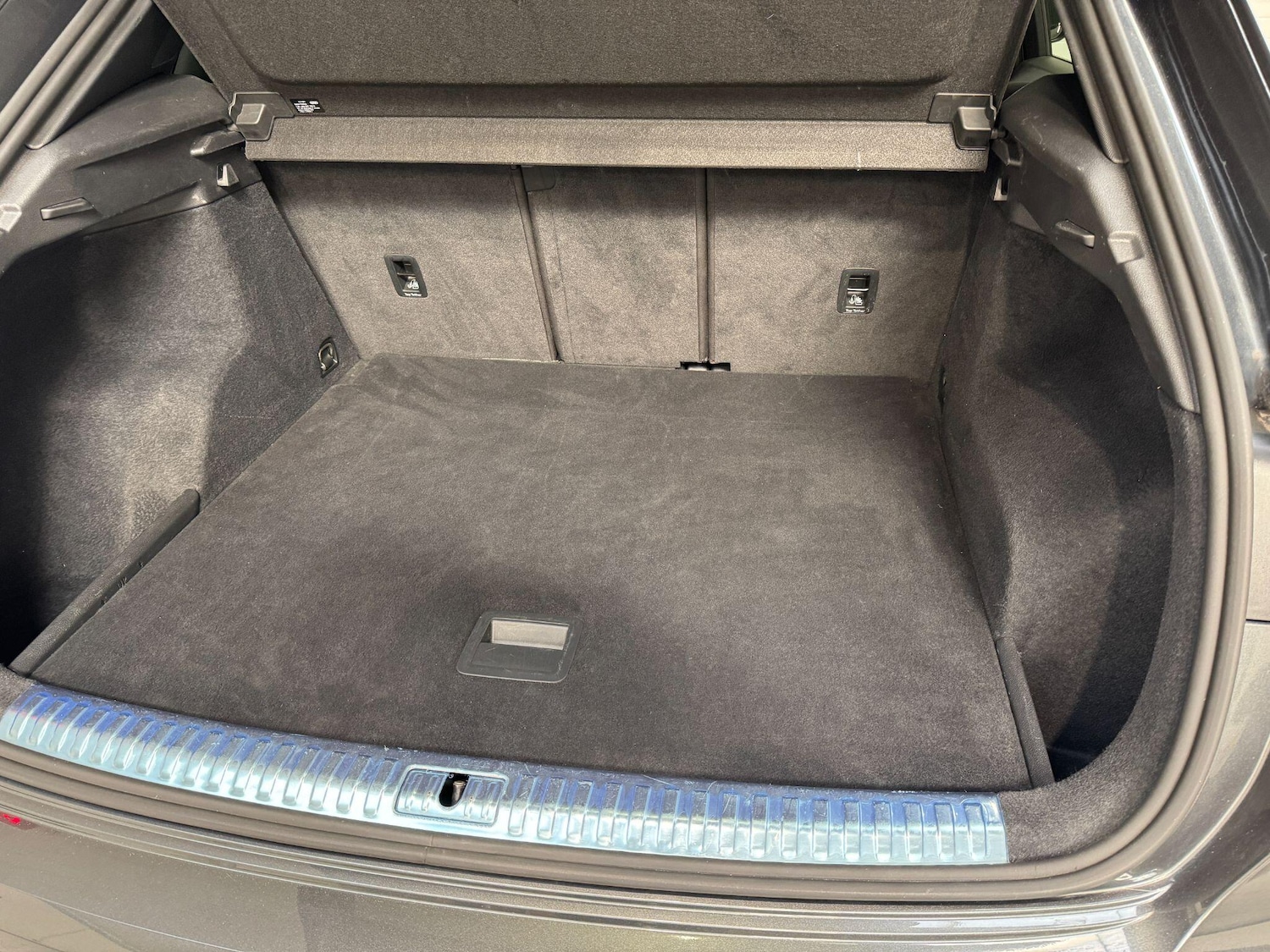 Used Audi RS Q3 2022 for sale - 76032479: Photo 47