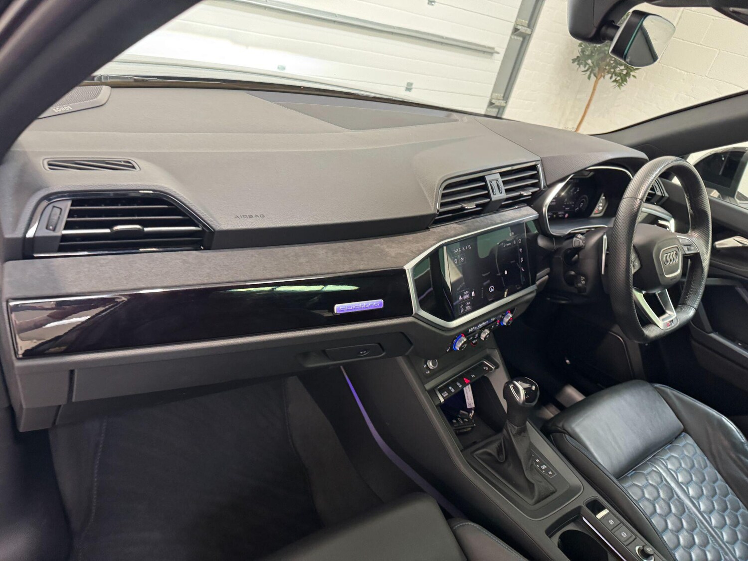 Used Audi RS Q3 2022 for sale - 76032479: Photo 55