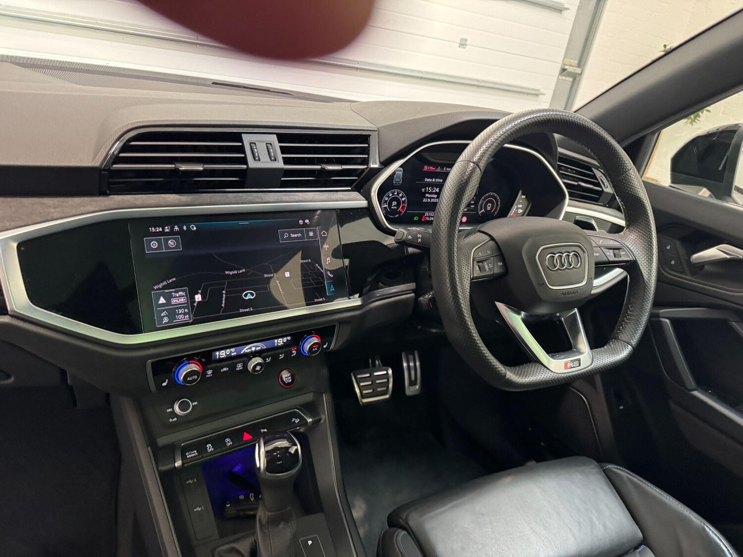 Used Audi RS Q3 2022 for sale - 76032479: Photo 56