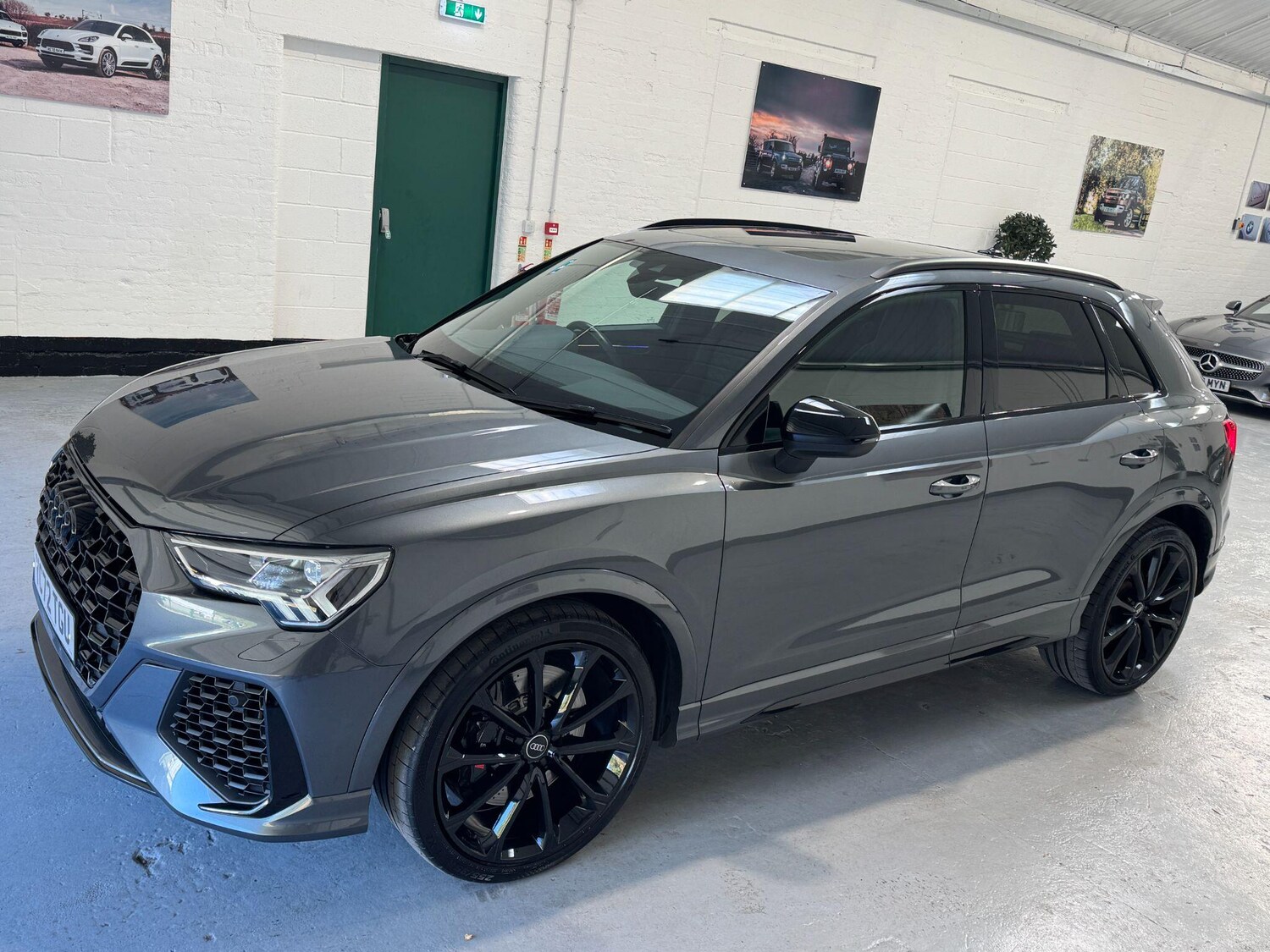 Used Audi RS Q3 2022 for sale - 76032479: Photo 70