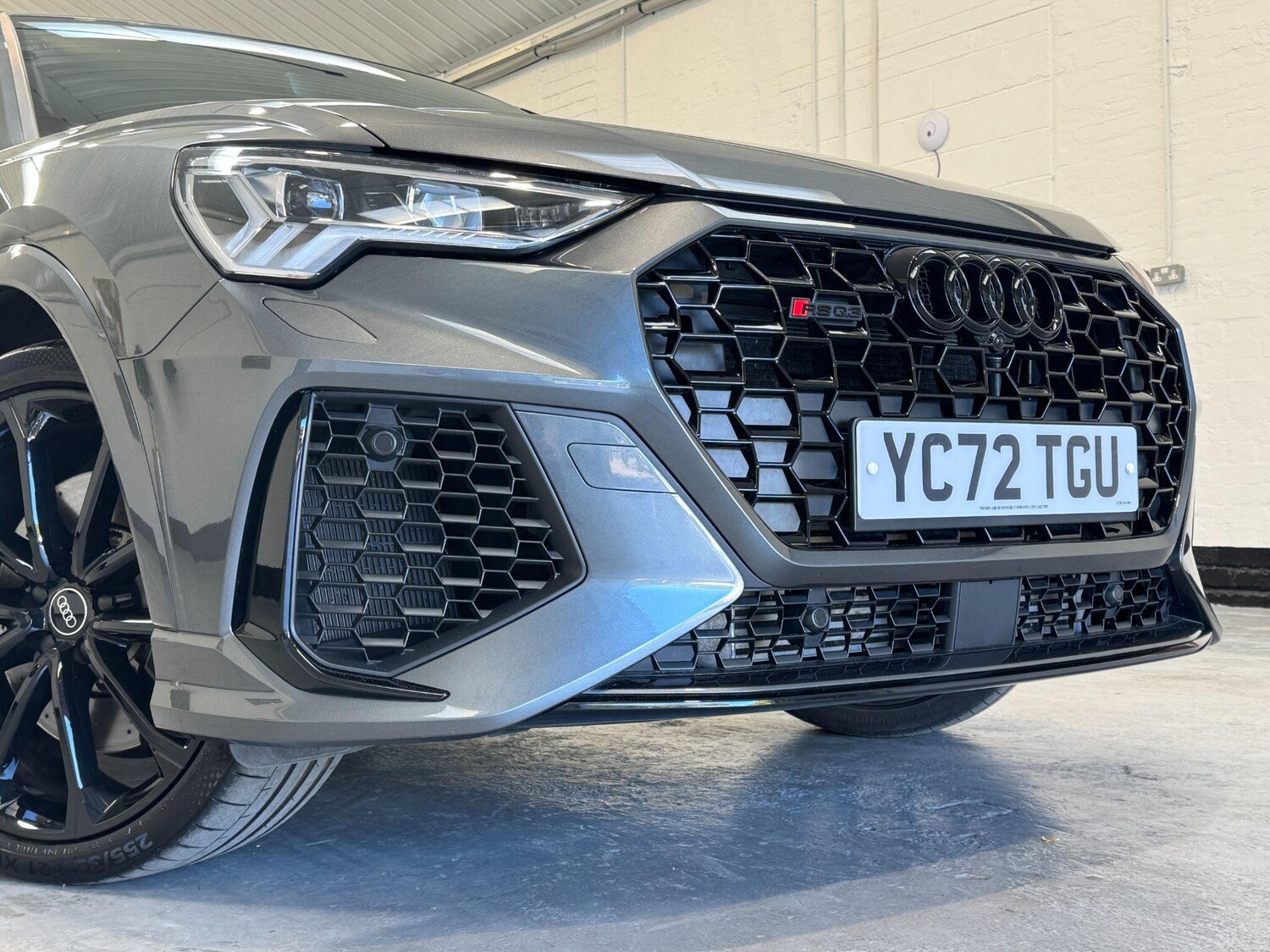 Used Audi RS Q3 2022 for sale - 76032479: Photo 82