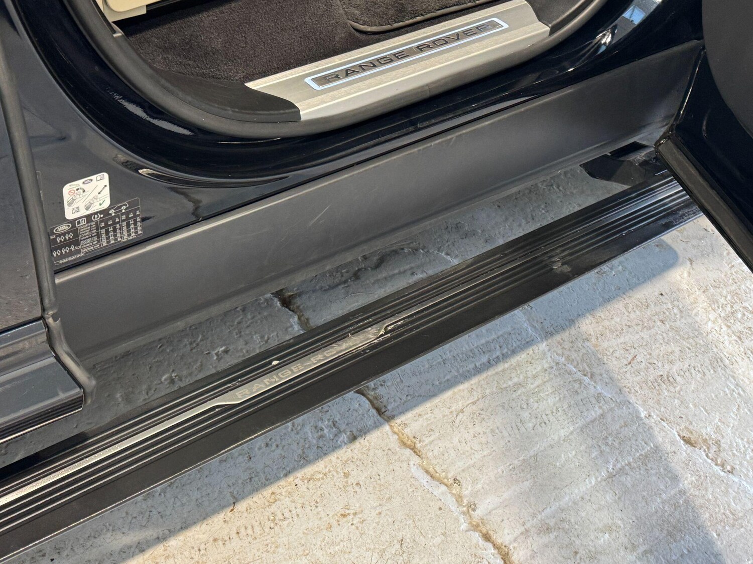 Used Land Rover Range Rover Sport for sale - 76935909: Photo 32