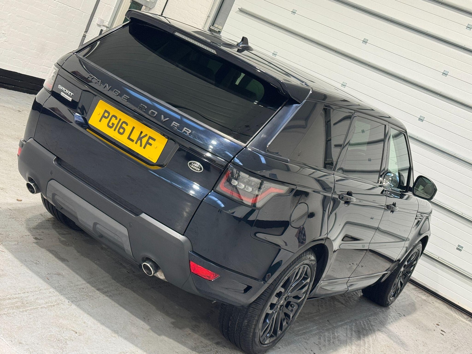 Used Land Rover Range Rover Sport for sale - 76935909: Photo 35