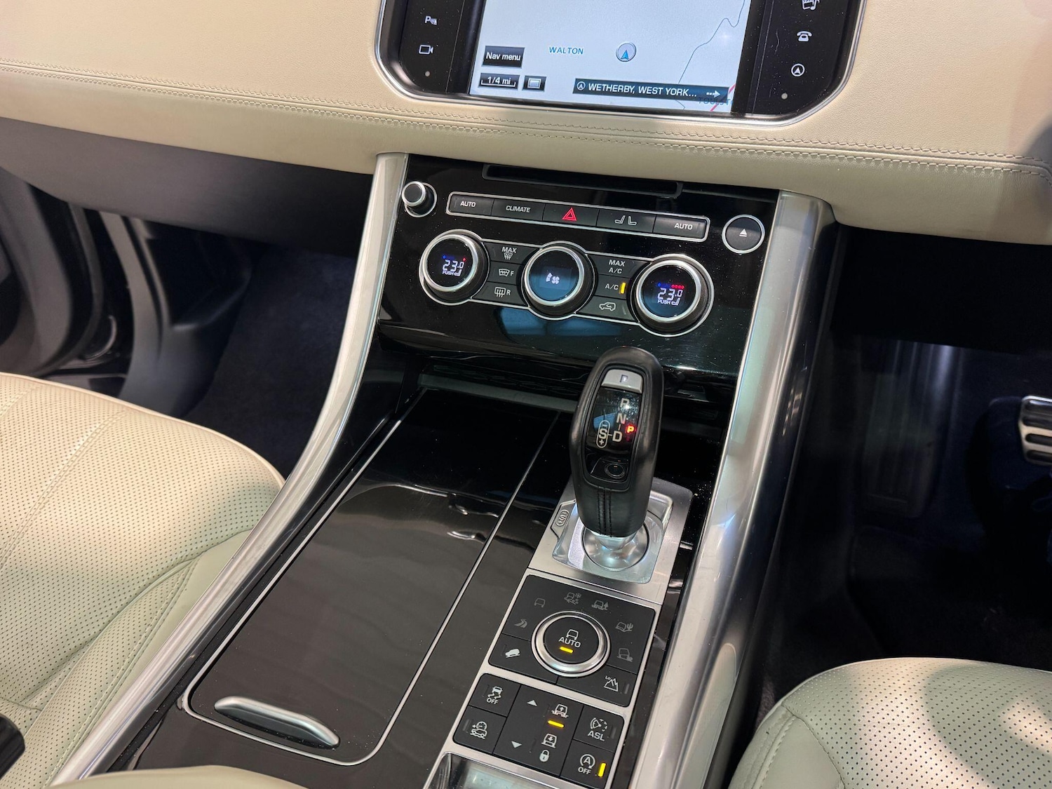 Used Land Rover Range Rover Sport for sale - 76935909: Photo 59