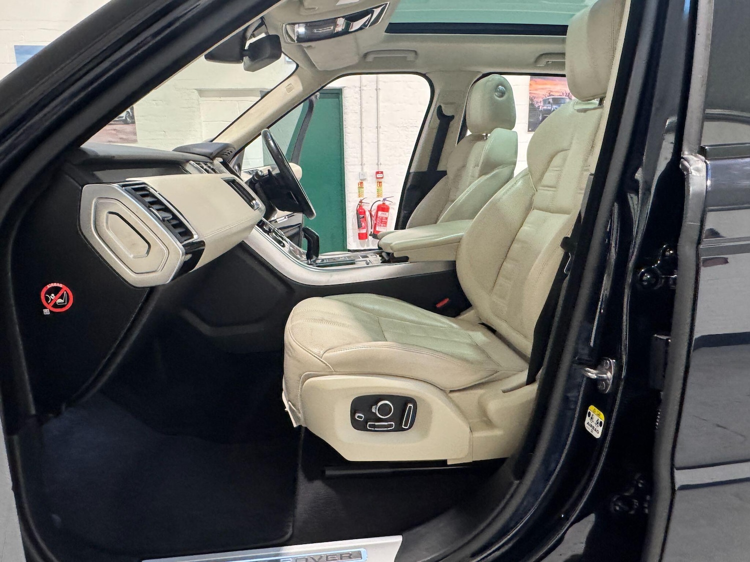 Used Land Rover Range Rover Sport for sale - 76935909: Photo 79